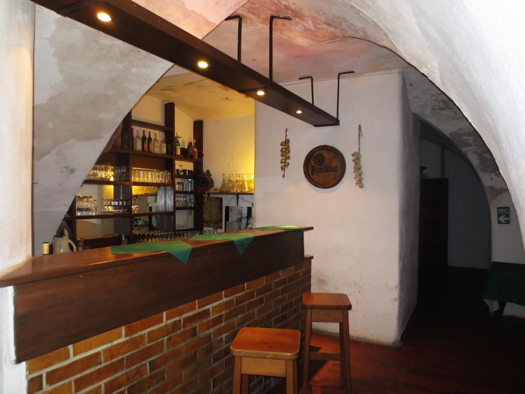 Hotel Hubertus Valtice Extérieur photo